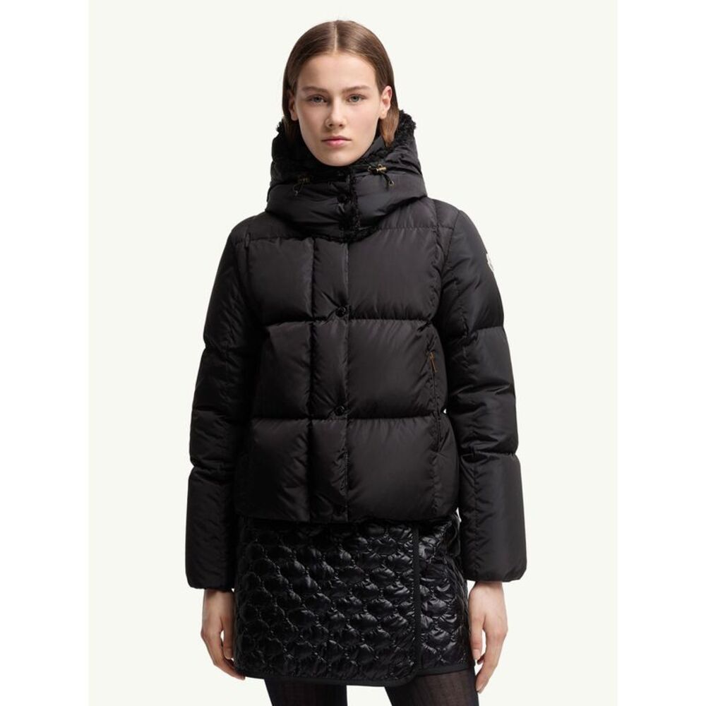 Moncler Women Castelnou Square-Quilted Hooded Short Down Jacket - Picture 2 of 3